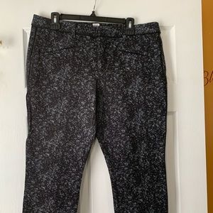 Women’s Ankle pants